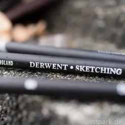 Derwent SKETCHING, 6 Graphitstifte mit Anspitzer im Metalletui