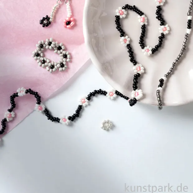 Rocailles Perlen Set - Silber, 90g Perlen mit Nylonfäden + Zubehör